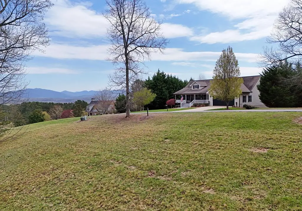 135 W Longview Drive, Blairsville, GA 30512 - #1