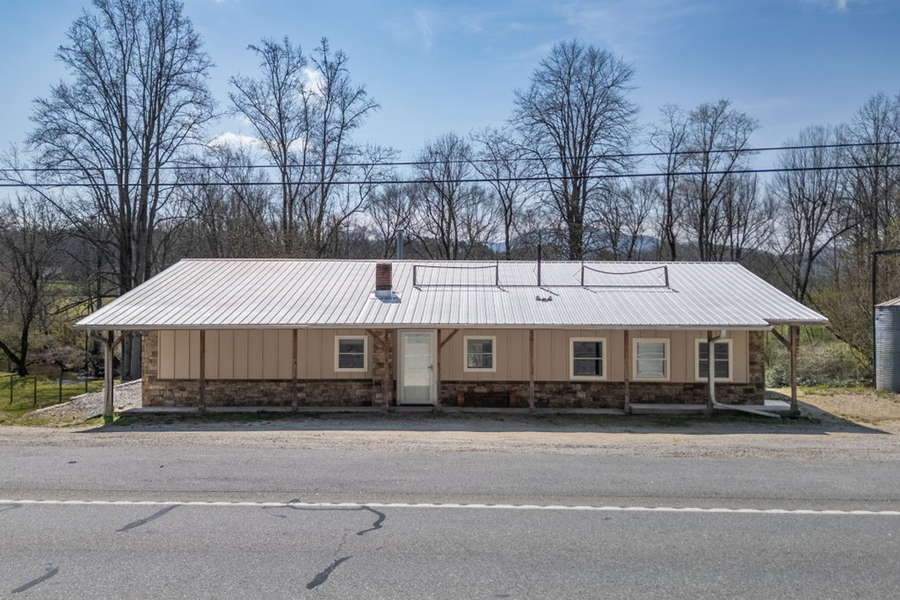 4494 Gainesville Hwy, Blairsville, GA 30512 - #2