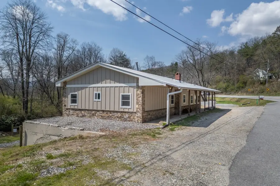 4494 Gainesville Hwy, Blairsville, GA 30512 - #3