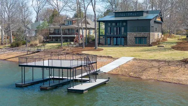 338 Harbor Road, Hiawassee, GA 30546