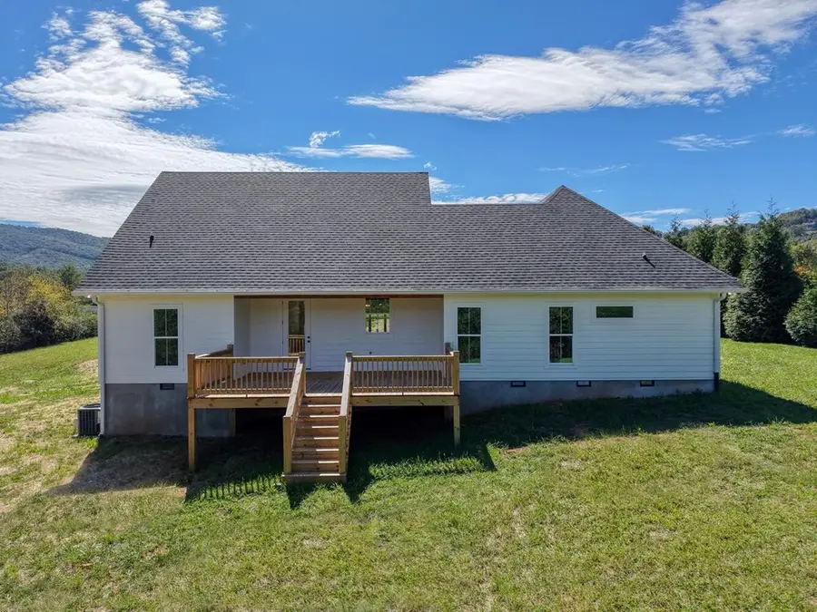 124 Meadow Brooke Lane, Young Harris, GA 30582 - #2