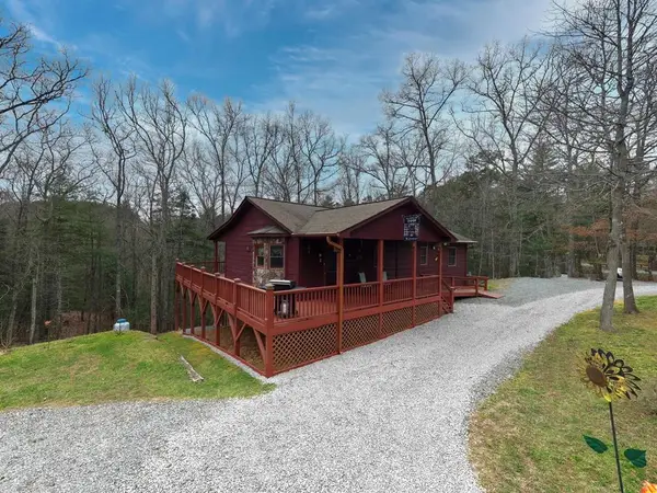 694 Hilltop Road, Murphy, NC 28906