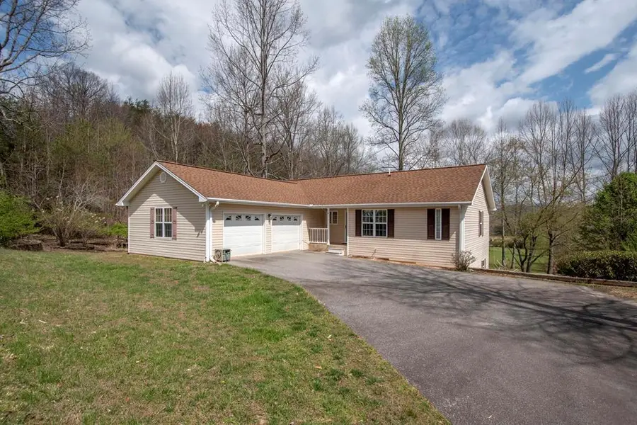 5224 Laurel Ridge Road, Young Harris, GA 30582 - #2