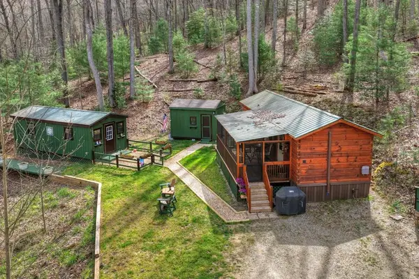 57 Meadow Hill, Morganton, GA 30560