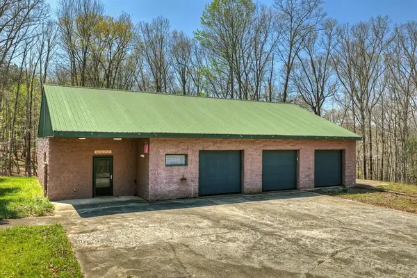 677 Barnes Chapel Road, Blue Ridge, GA 30513