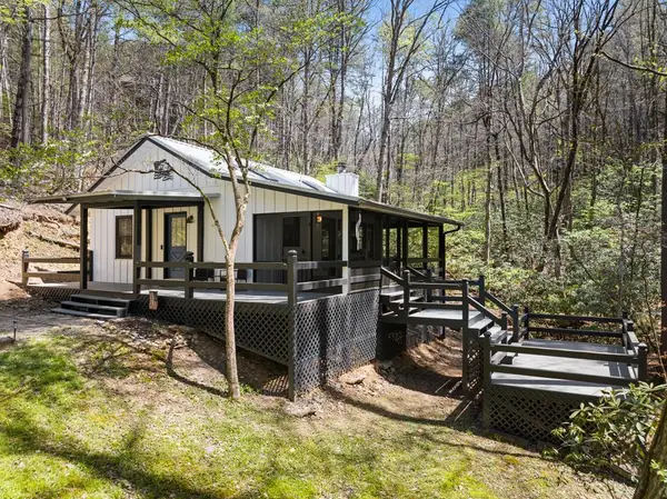 487 Walkabout Creek Road, Morganton, GA 30560