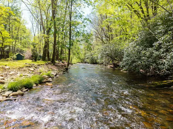 509 Slate Stone Lane, Hayesville, NC 28904