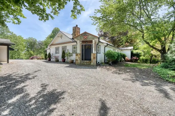 710 Town Mountain Road, Hayesville, NC 28904