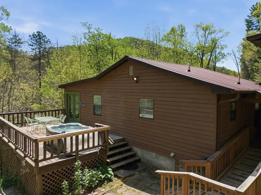 4541 Winding Stairs Road, Topton, NC 28781 - #2