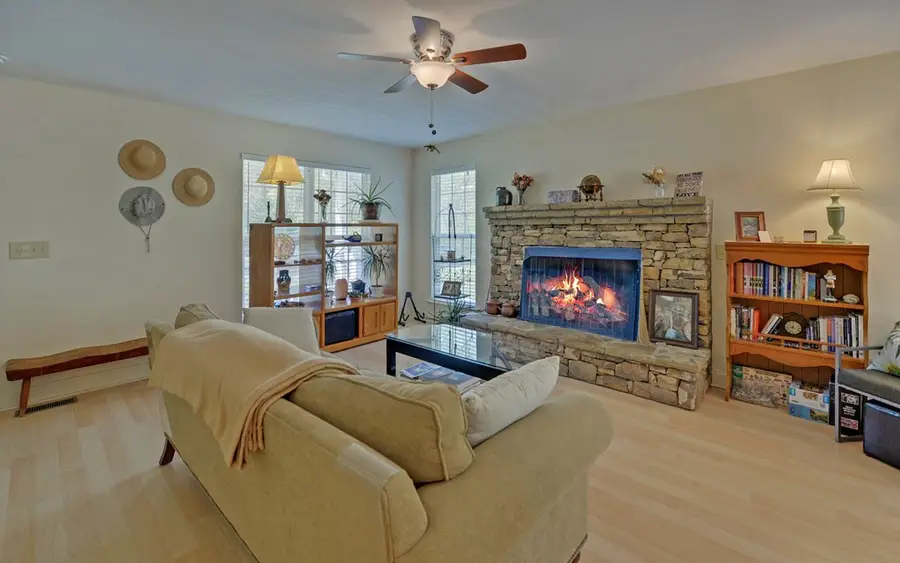 202 Dove Lane, Morganton, GA 30560 - #3
