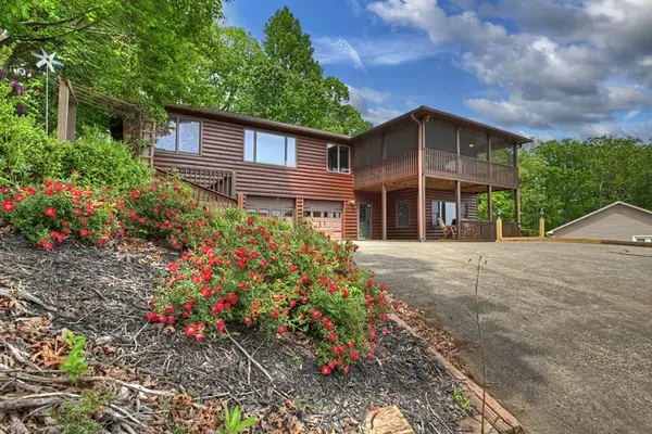 205 Lookout Drive, Blue Ridge, GA 30513
