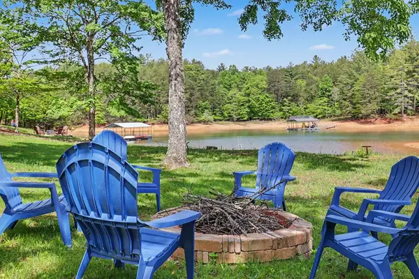 136 Madison Avenue, Blairsville, GA 30512