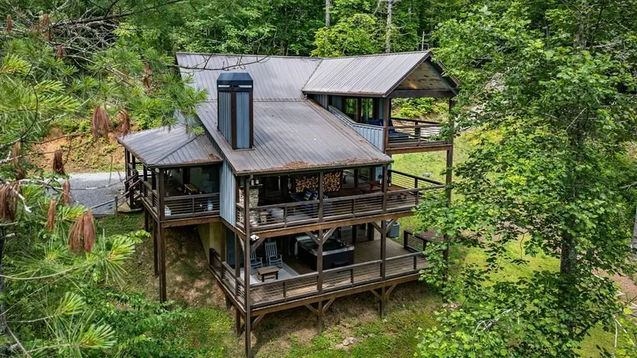 215 Twin Creeks, Blue Ridge, GA 30513 - #2