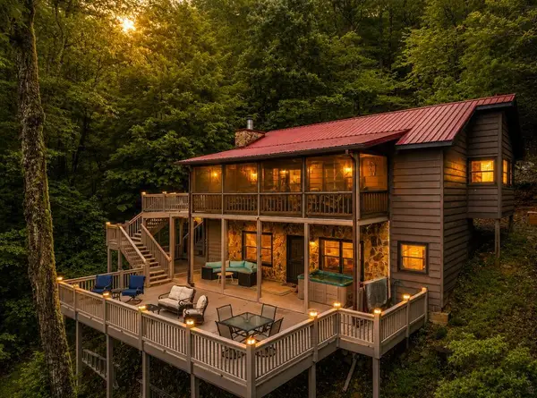399 Laurel Mountain Road, Blue Ridge, GA 30513