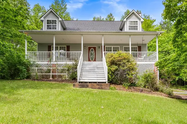 1894 Bell Eagle Drive, Hiawassee, GA 30546