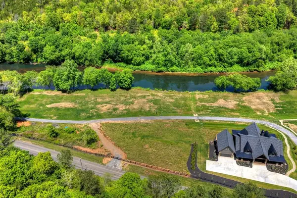 1717 Grassy Creek Road, Copperhill, TN 37317