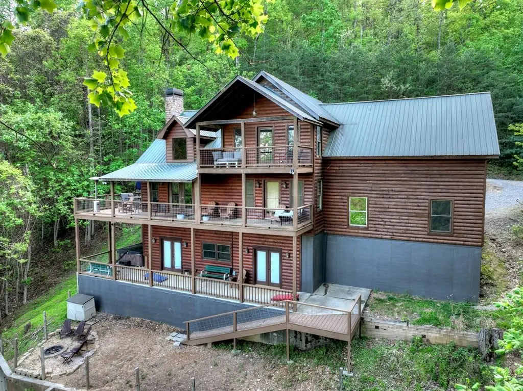 840 Deer Crest Road, Blue Ridge, GA 30513 - #1