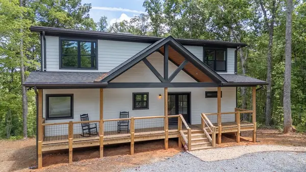 32 Hilton Drive, Ellijay, GA 30540