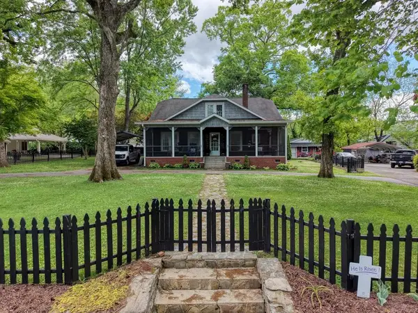 32 Aquone Road, Andrews, NC 28901