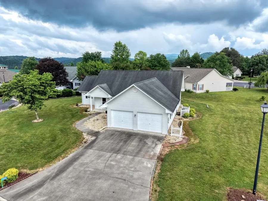 22 Sunset Court, Blue Ridge, GA 30513 - #3