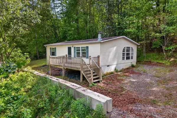 282 West Cherry, Hayesville, NC 28904