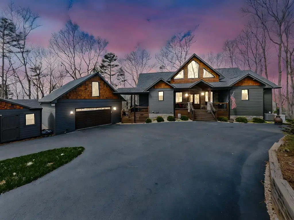 208 Weeks Drive, Ellijay, GA 30540 - #1