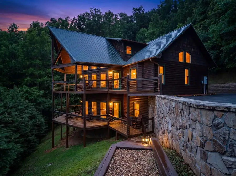 101 Cletus Way, Hiawassee, GA 30546 - #2