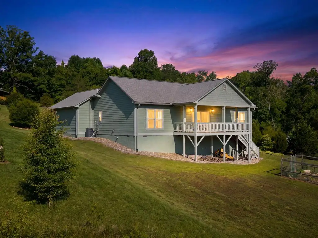 1358 Brasstown Ck Meadows, Young Harris, GA 30582 - #1