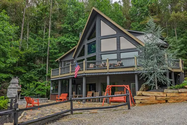 55 Ridge Top Drive, Ellijay, GA 30536