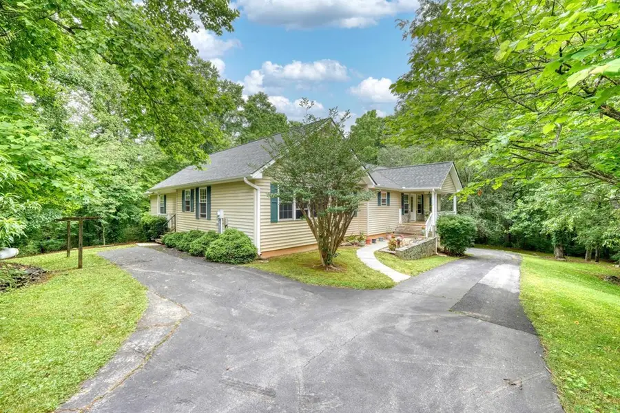 115 Ledge Lane, Blairsville, GA 30512 - #2