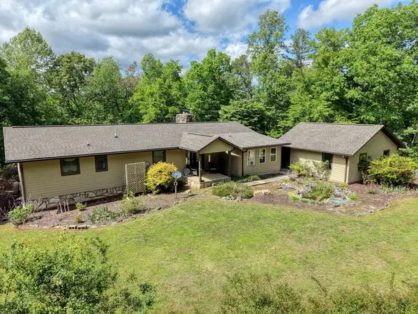 874 Deer Hill Road, Murphy, NC 28906