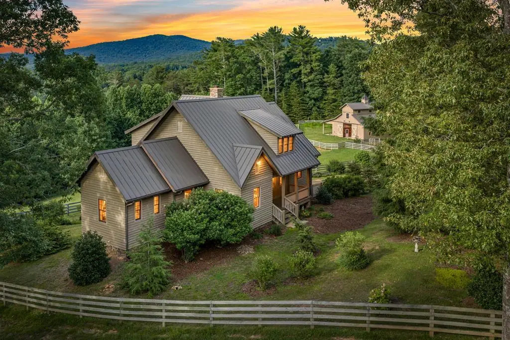 290 Old Anderson Creek, Ellijay, GA 30536 - #1