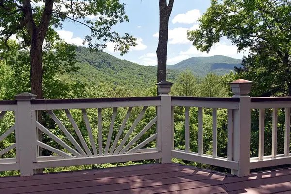 209 Moon Shadow Trail, Blairsville, GA 30512