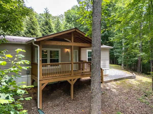 37 Red Wolf Trail, Blairsville, GA 30512