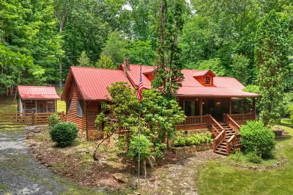 98 Bear Lane, Blue Ridge, GA 30513