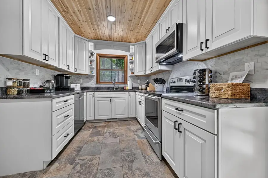 98 Bear Lane, Blue Ridge, GA 30513 - #3