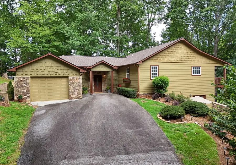 1512 Smithfield Lane, Young Harris, GA 30582 - #2