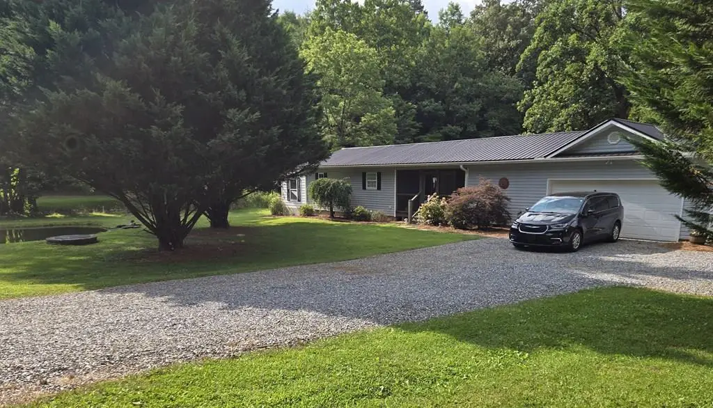6487 Crooked Creek Road, Young Harris, GA 30582 - #1