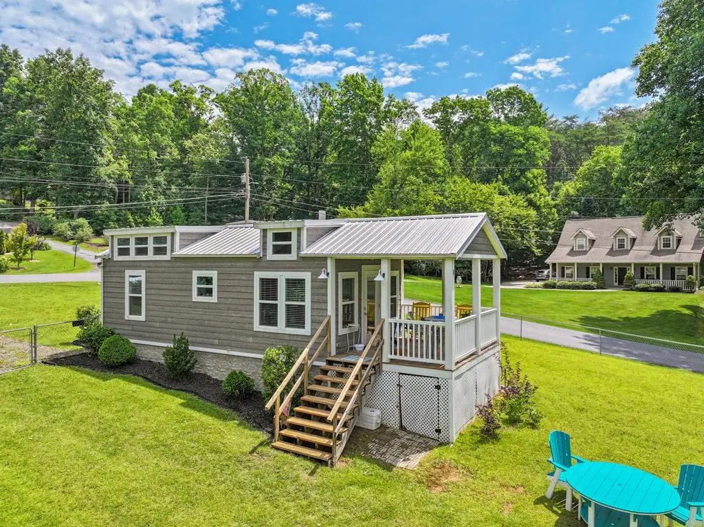 1685 Chatuge Shores, Hiawassee, GA 30546 - #1