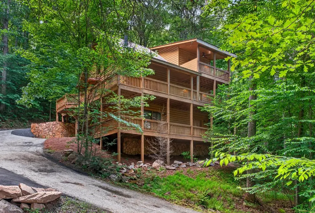 357 Hemlock Trail, Blue Ridge, GA 30513 - #1