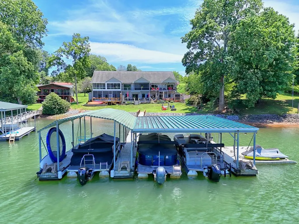 209B N Berrong Street, Hiawassee, GA 30546 - #1