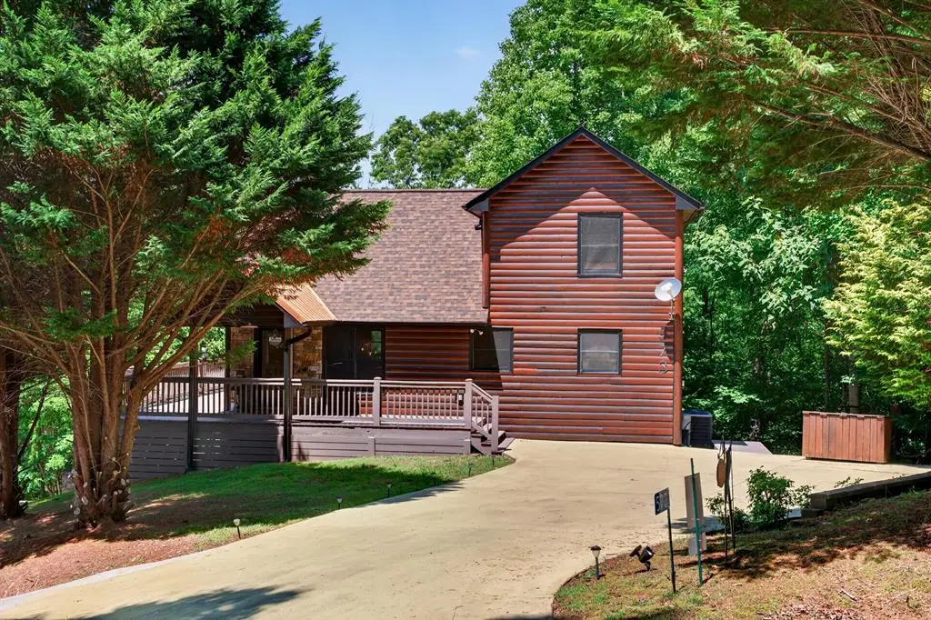 573 Weaver Creek Way, Blue Ridge, GA 30513 - #1