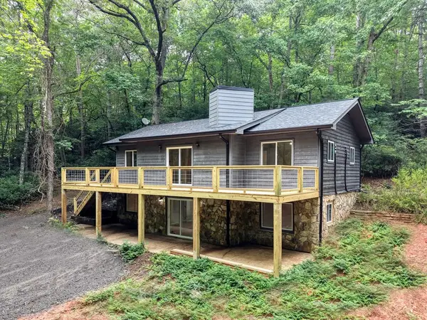 198 Big Rock Drive, Hayesville, NC 28904
