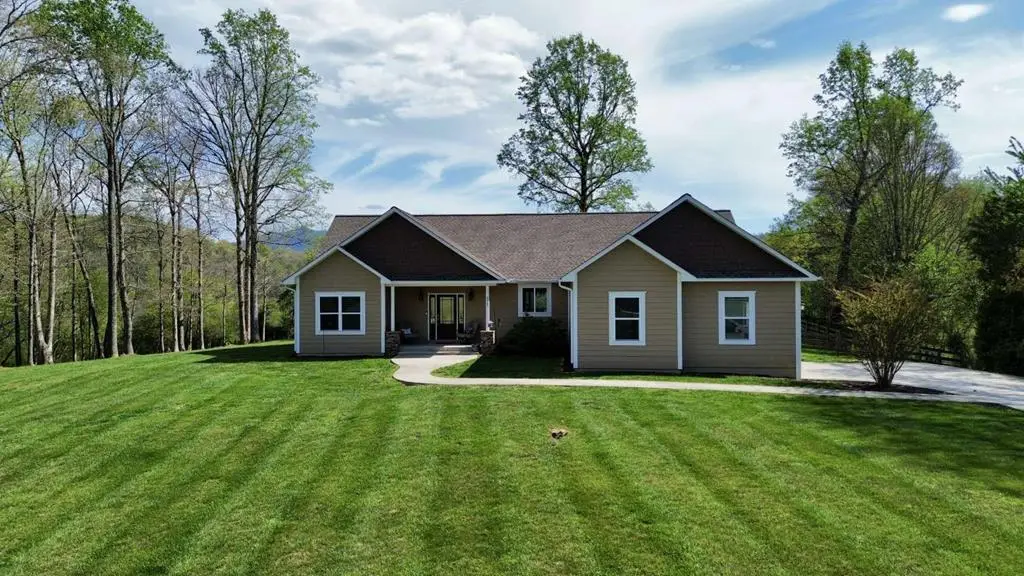 373 New Forest Road, Young Harris, GA 30582 - #1