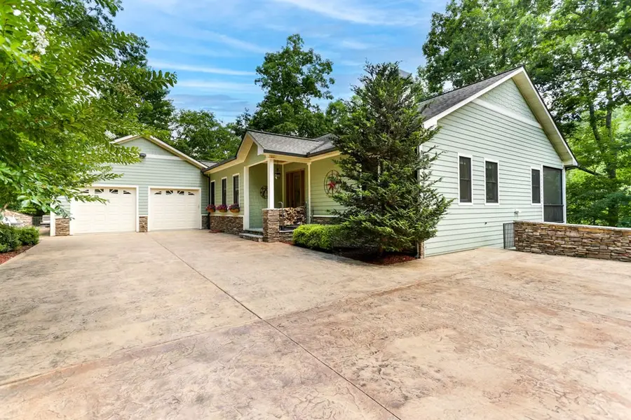 605 Owl Creek Road, Hiawassee, GA 30546 - #2