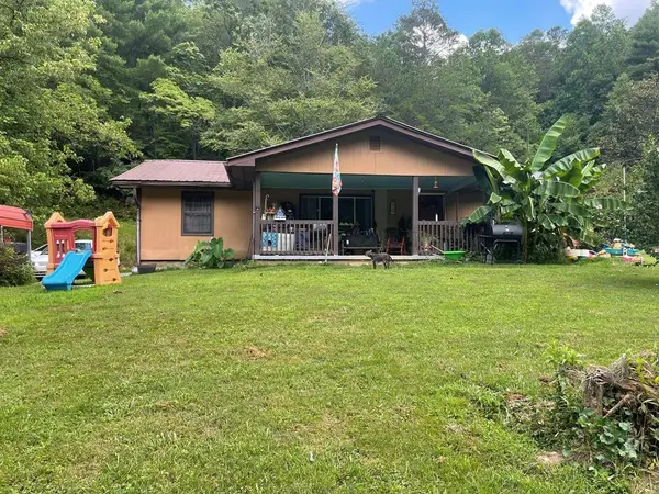 129 Old Slow Creek, Marble, NC 28905