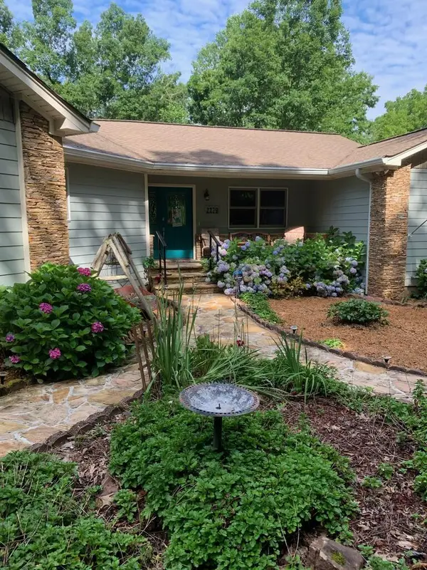 2279 Hy Top Road, Young Harris, GA 30582