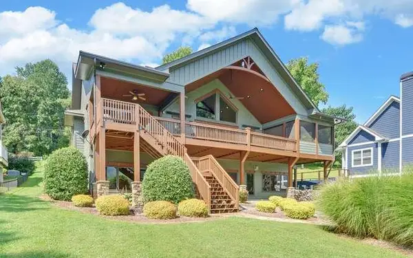 577 Beech Cove Drive, Hiawassee, GA 30546