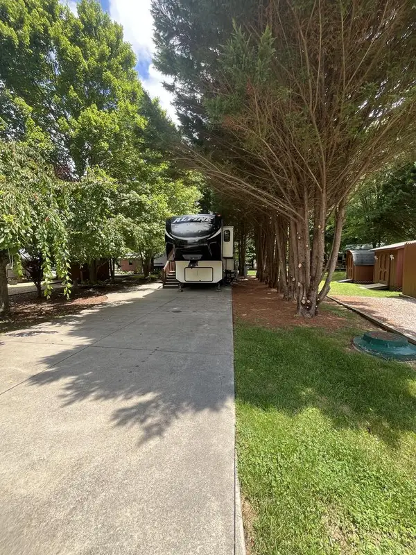 175 Choestoe Falls Circle, Blairsville, GA 30512