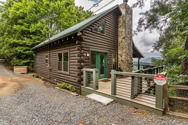 32 Little Amy Creek Trail, Ellijay, GA 30540